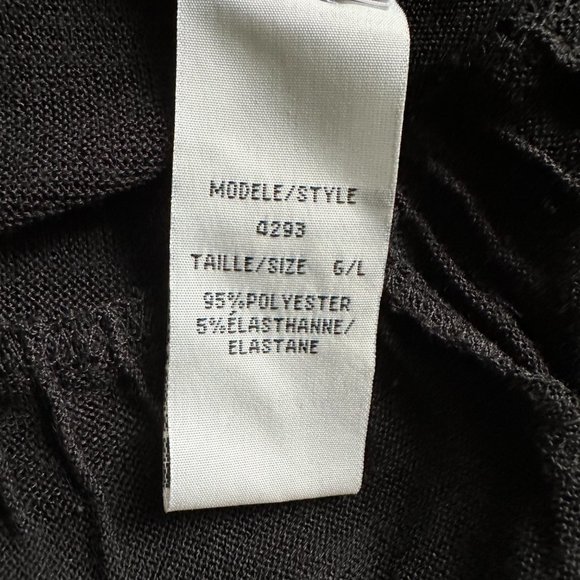 LIKE NEW Dusak Designs Cover Up - Picture 3 of 4